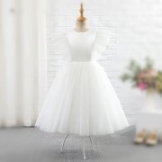 Белое,нарядное платье
